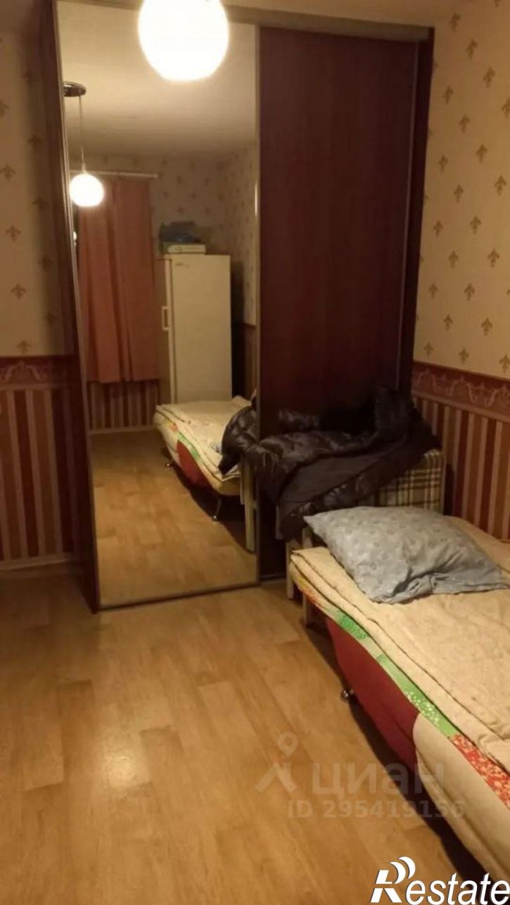 3-комн квартира Гаражная улица, 18,  д. 18
