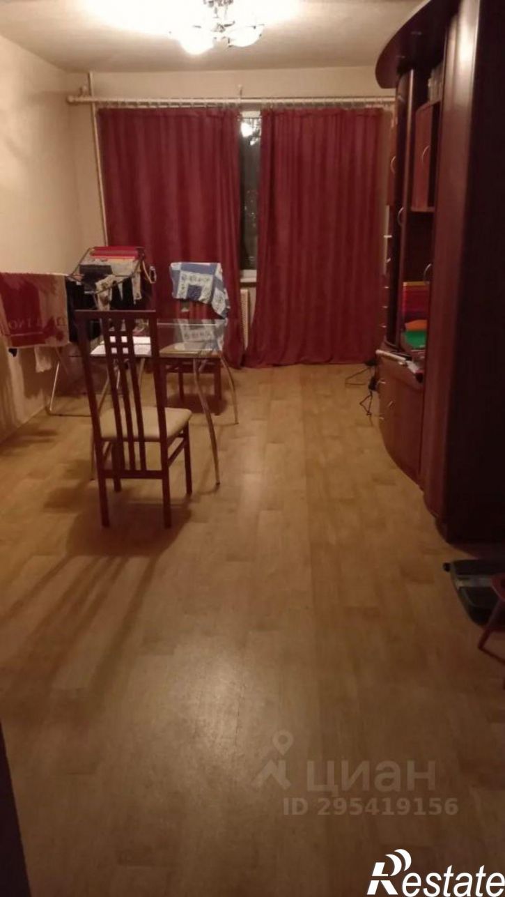 3-комн квартира Гаражная улица, 18,  д. 18