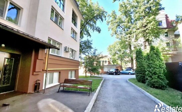 3-комн квартира пр-ка 8-я, 12,  д. 12