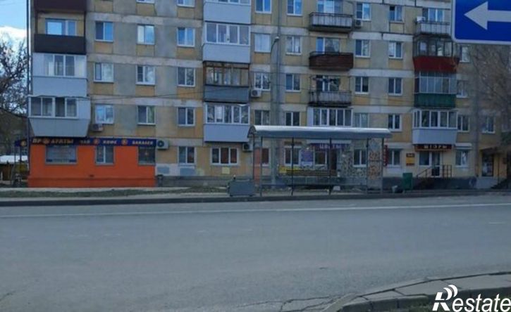 2-комн квартира 4-й кв-л, 1,  д. 1