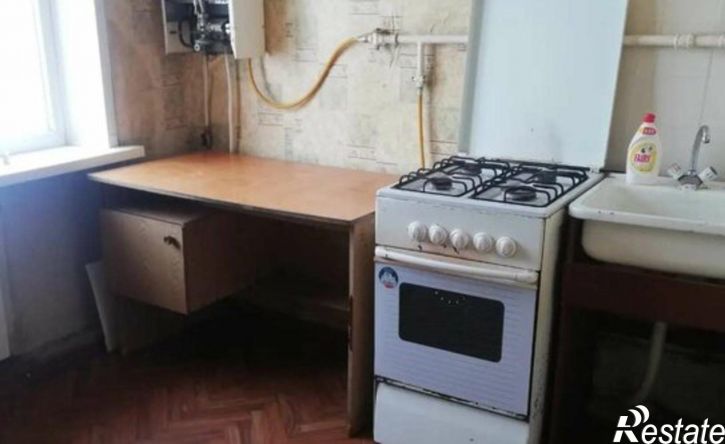 2-комн квартира 4-й кв-л, 1,  д. 1