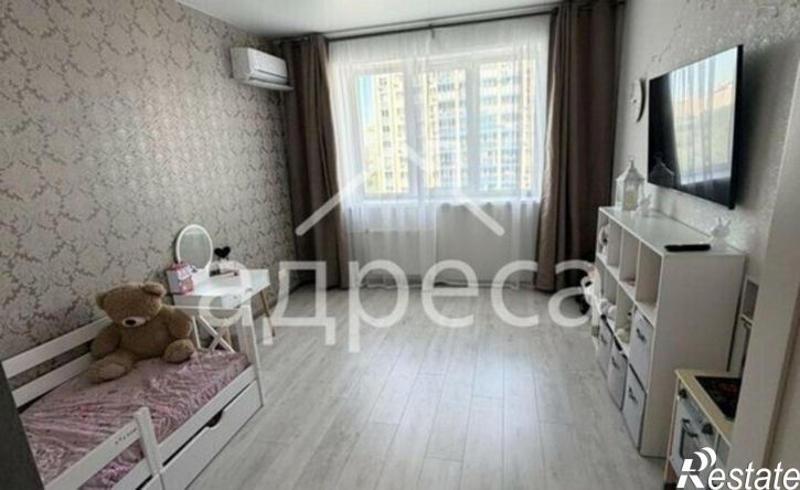 3-комн квартира ул Осетинская, 10,  д. 10