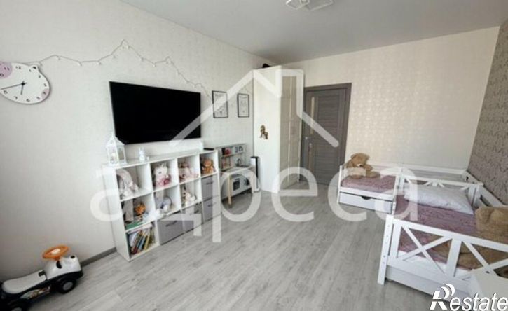 3-комн квартира ул Осетинская, 10,  д. 10