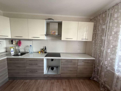 Продажа 2-комн квартиры Гастелло улица, 22