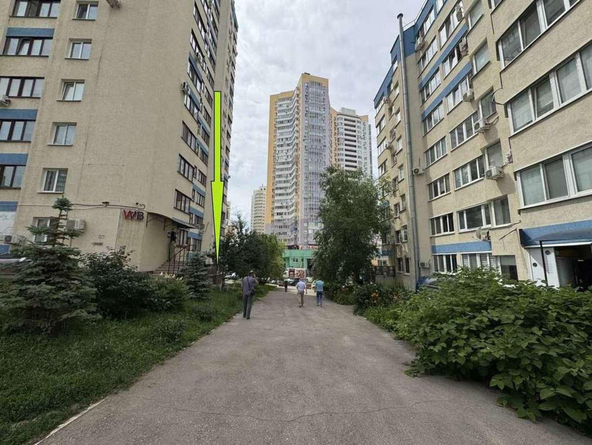 Сдать торговое помещение за 70 000 рублей на 5-я просека, 110б