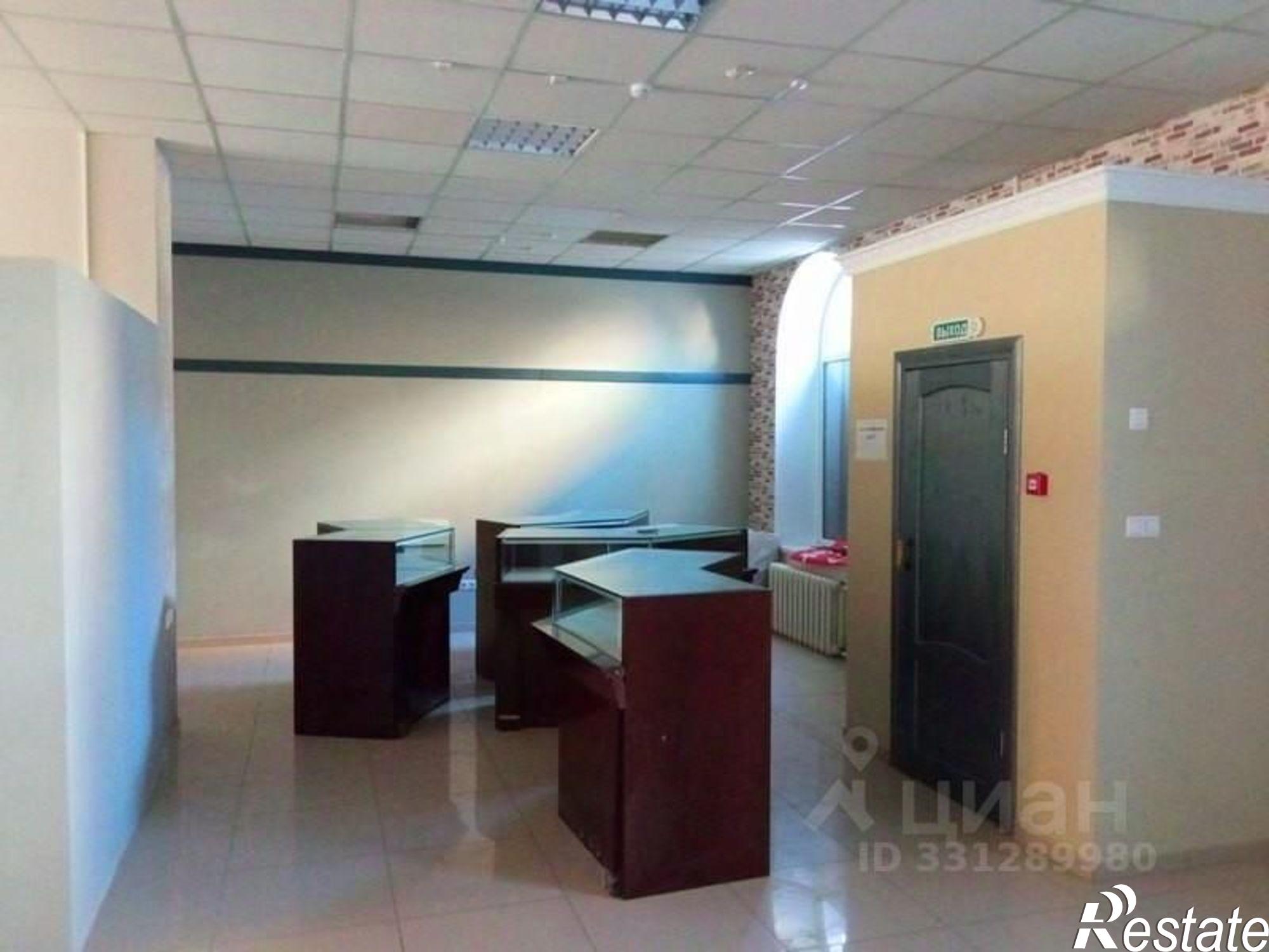 Сдать торговое помещение за 59 579 рублей на улица Советской Армии, 206