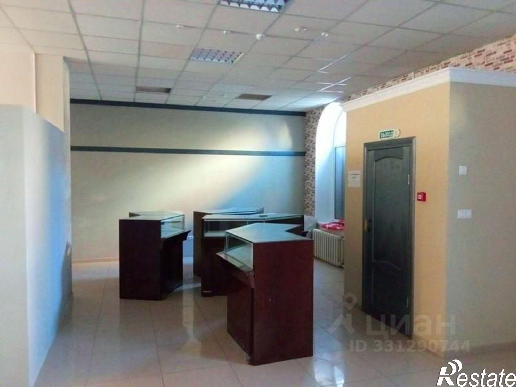 Сдать торговое помещение за 59 579 рублей на ул Советской Армии, 206