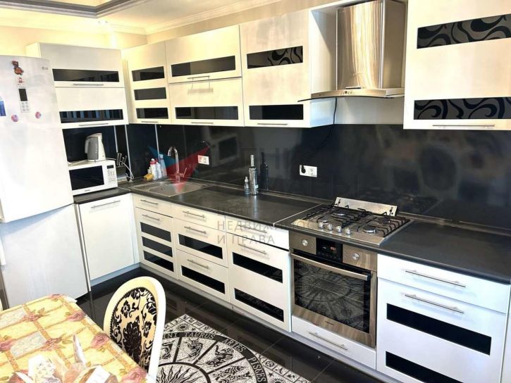 3-комн квартира Садовая улица, 329