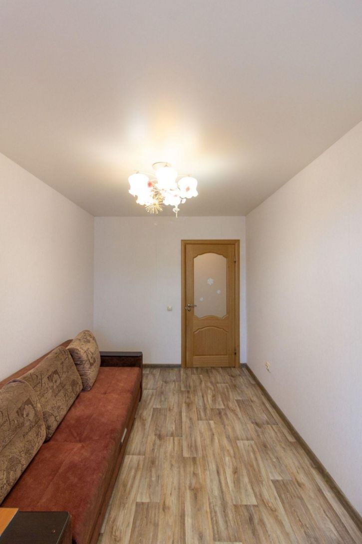 3-комн квартира Кирова проспект, 304