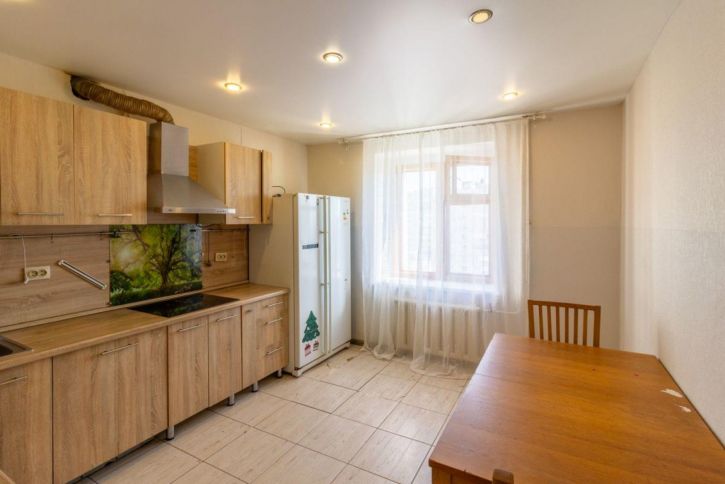3-комн квартира Кирова проспект, 304