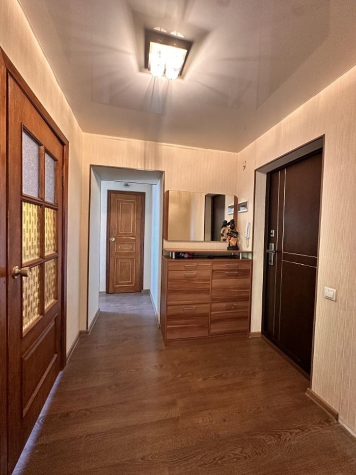 2-комн квартира Агибалова улица, 70