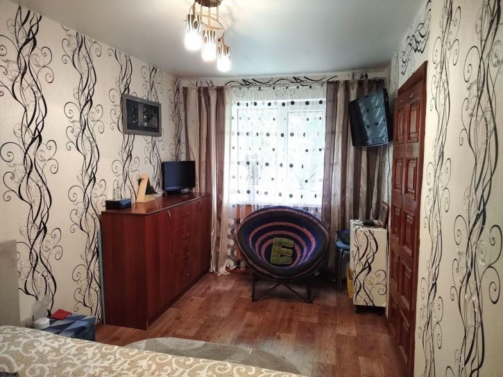 2-комн квартира Мориса Тореза улица, 11