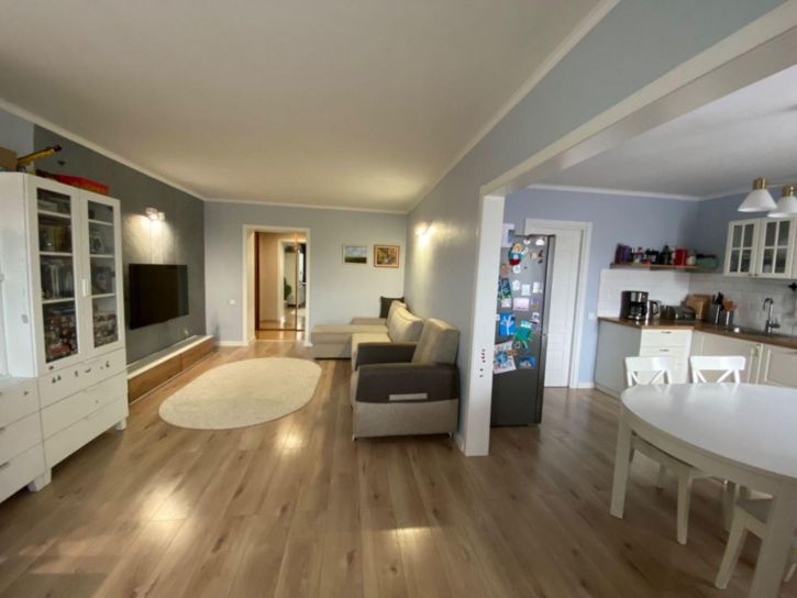 3-комн квартира Стара-Загора улица, 52