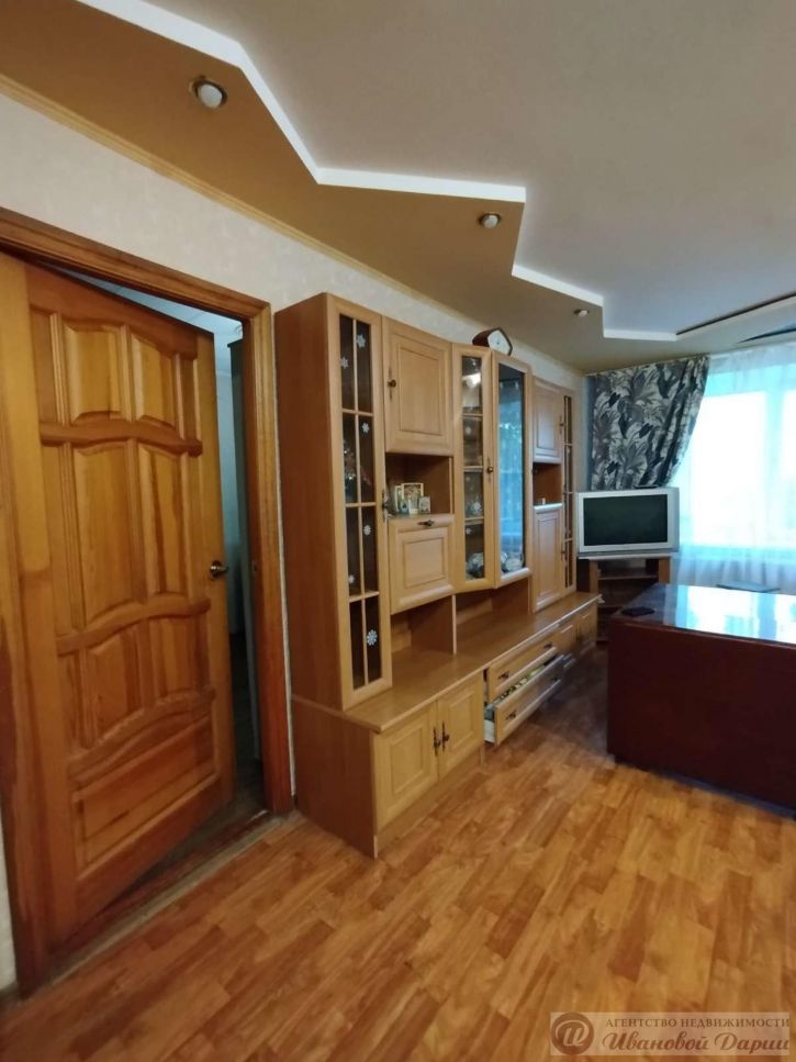3-комн квартира Коллективный переулок, 3