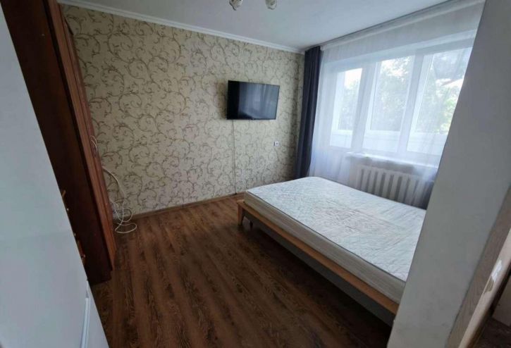 1-комн квартира Челюскинцев улица, 14