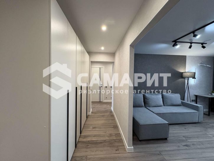 3-комн квартира Елизарова улица, 68