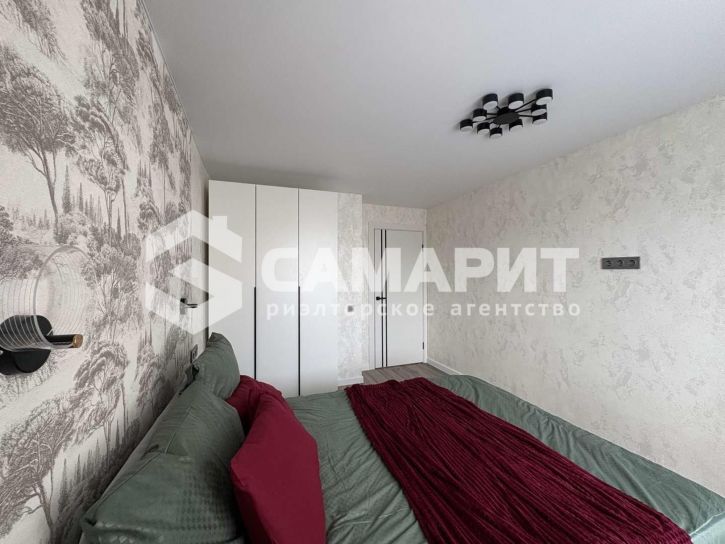 3-комн квартира Елизарова улица, 68