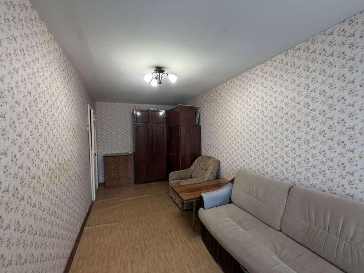 2-комн квартира Скляренко улица, 3