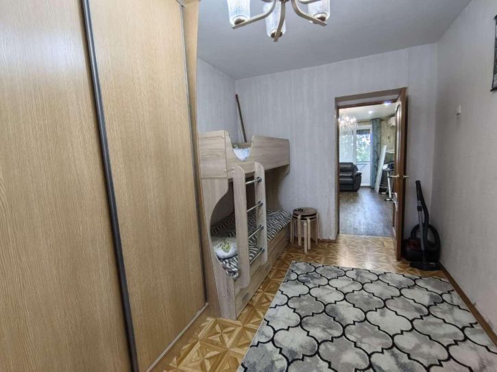3-комн квартира Авроры улица, 110А