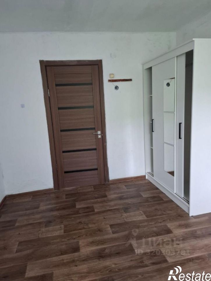 4-комн квартира ул Батайская, 9,  д. 9