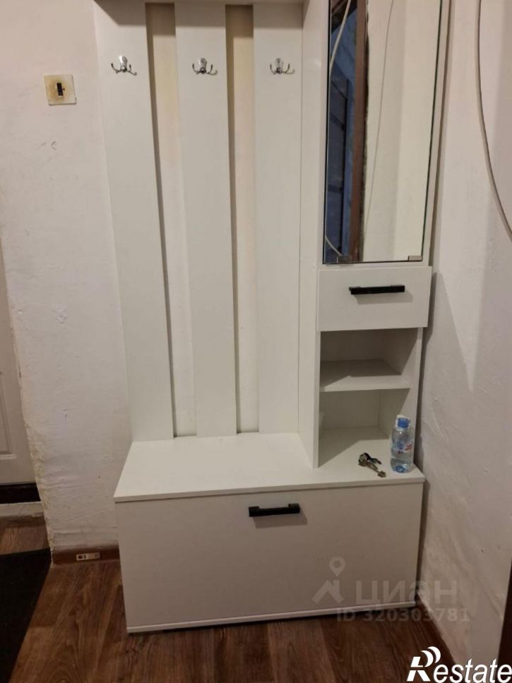 4-комн квартира ул Батайская, 9,  д. 9