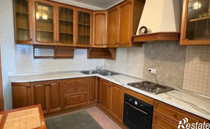 3-комн квартира улица Виталия Талабаева, 8,  д. 8