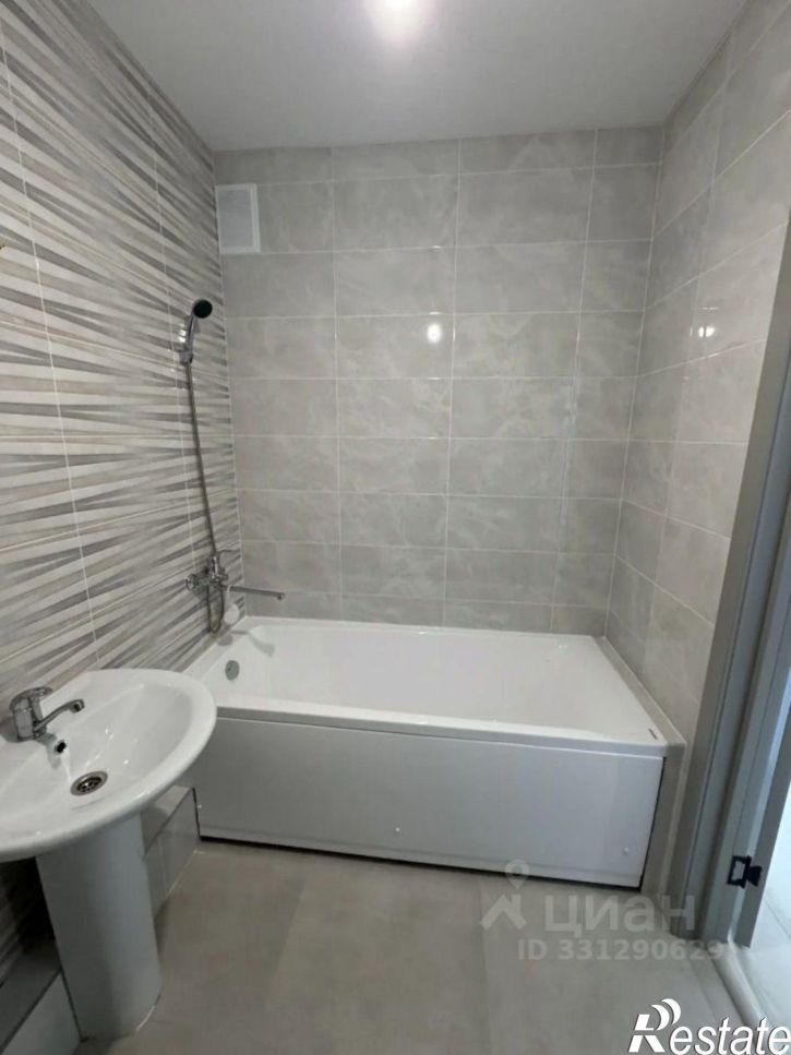 1-комн квартира улица Стара-Загора, 240