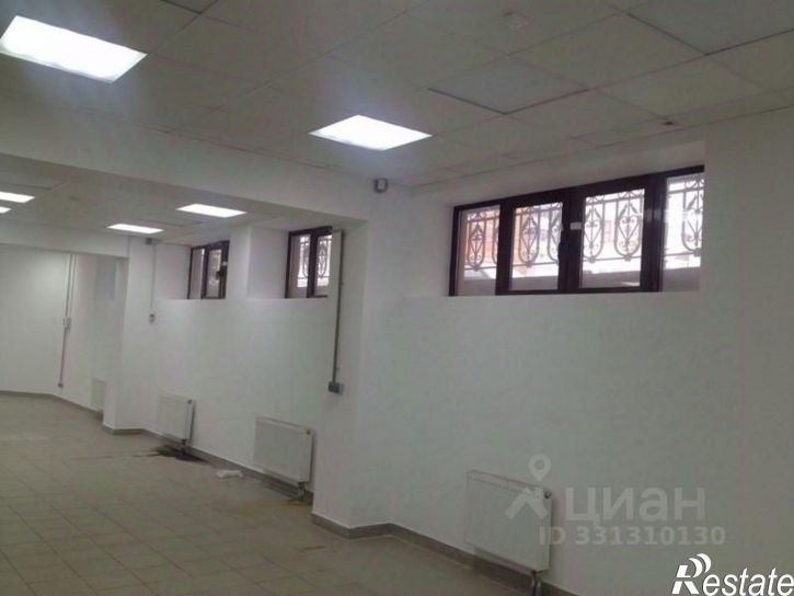 Торговое помещение улица Братьев Коростелёвых, 223,  д. 223