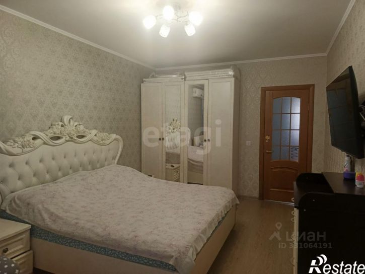2-комн квартира Революционная улица, 128,  д. 128