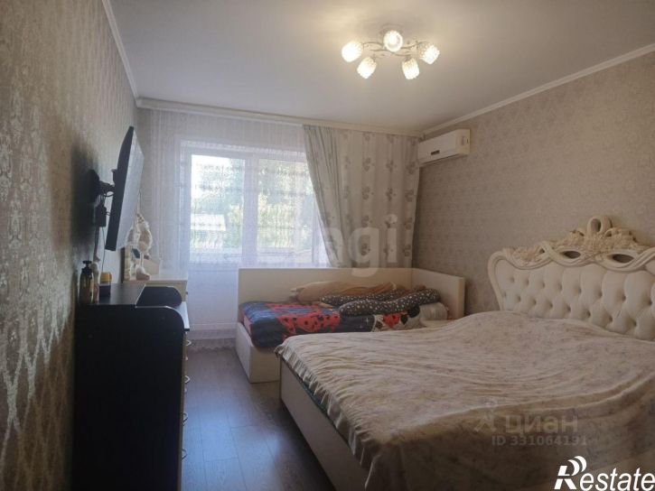 2-комн квартира Революционная улица, 128,  д. 128