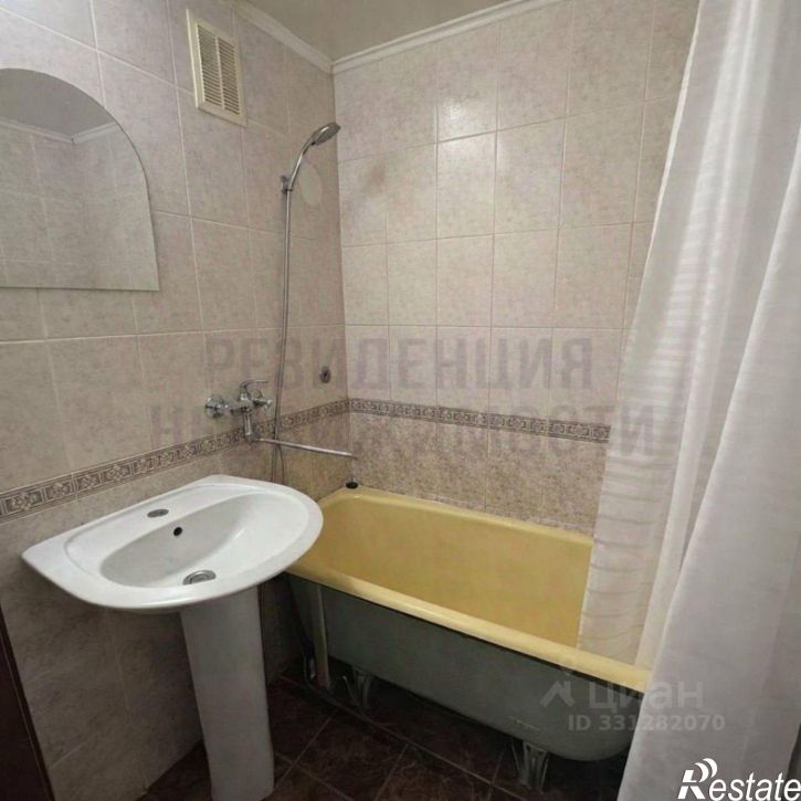 3-комн квартира улица Георгия Димитрова, 117,  д. 117