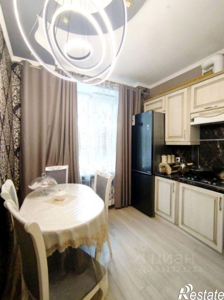 3-комн квартира проспект Кирова, 143,  д. 143