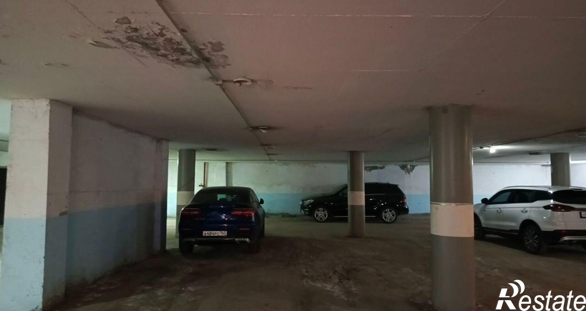 Купить гараж, место в паркинге за 1 200 000 рублей на ул Водников, 28/30