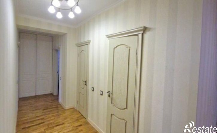 3-комн квартира улица Братьев Коростелёвых, 79,  д. 79