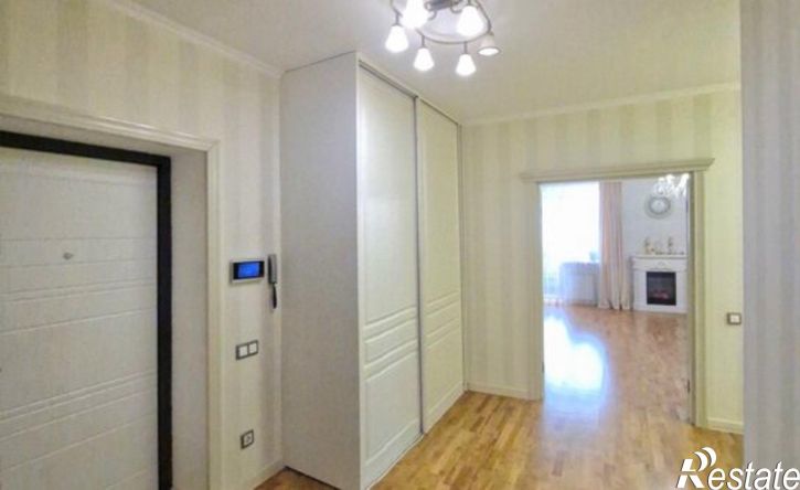 3-комн квартира улица Братьев Коростелёвых, 79,  д. 79