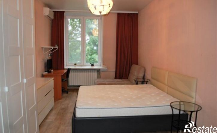2-комн квартира проспект Кирова, 40,  д. 40