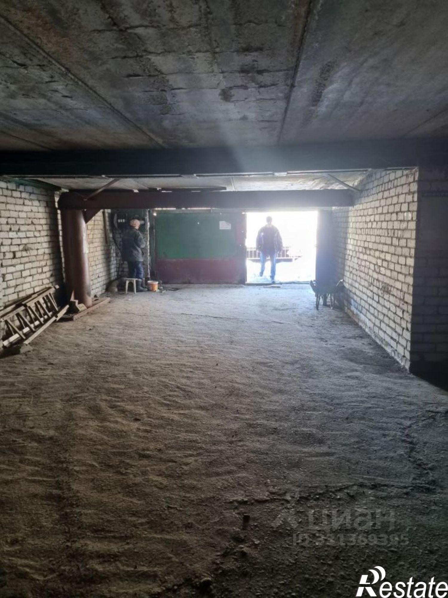 Купить гараж, место в паркинге за 500 004 рублей на ул Стрелка реки Самары, 3А