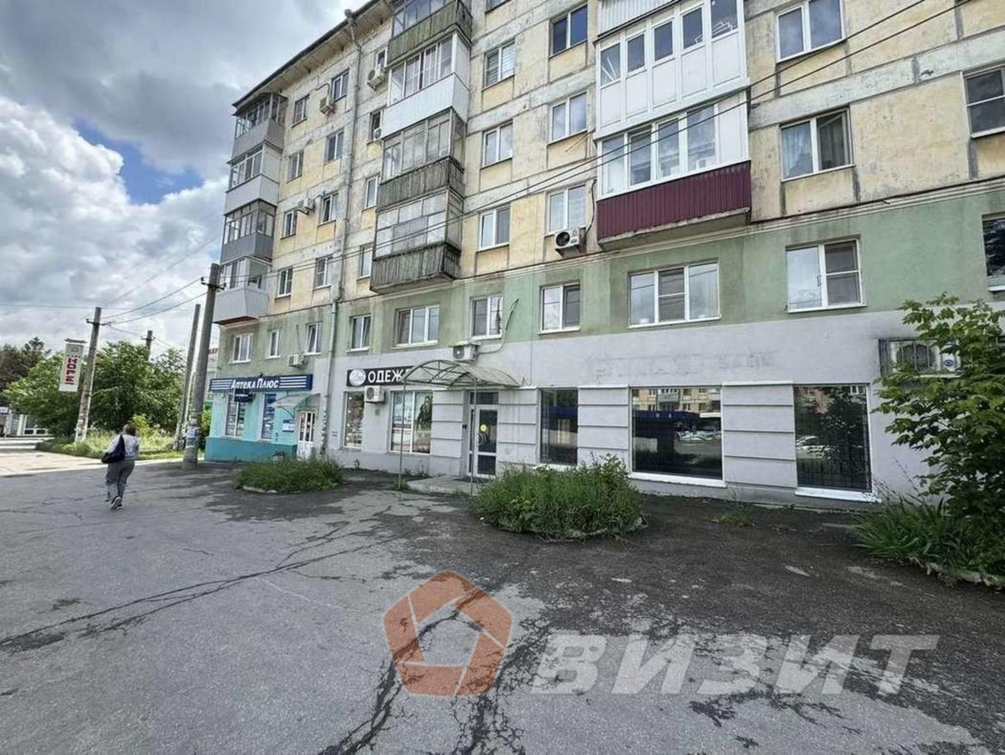 Сдать торговое помещение за 198 000 рублей на Гагарина улица, 95