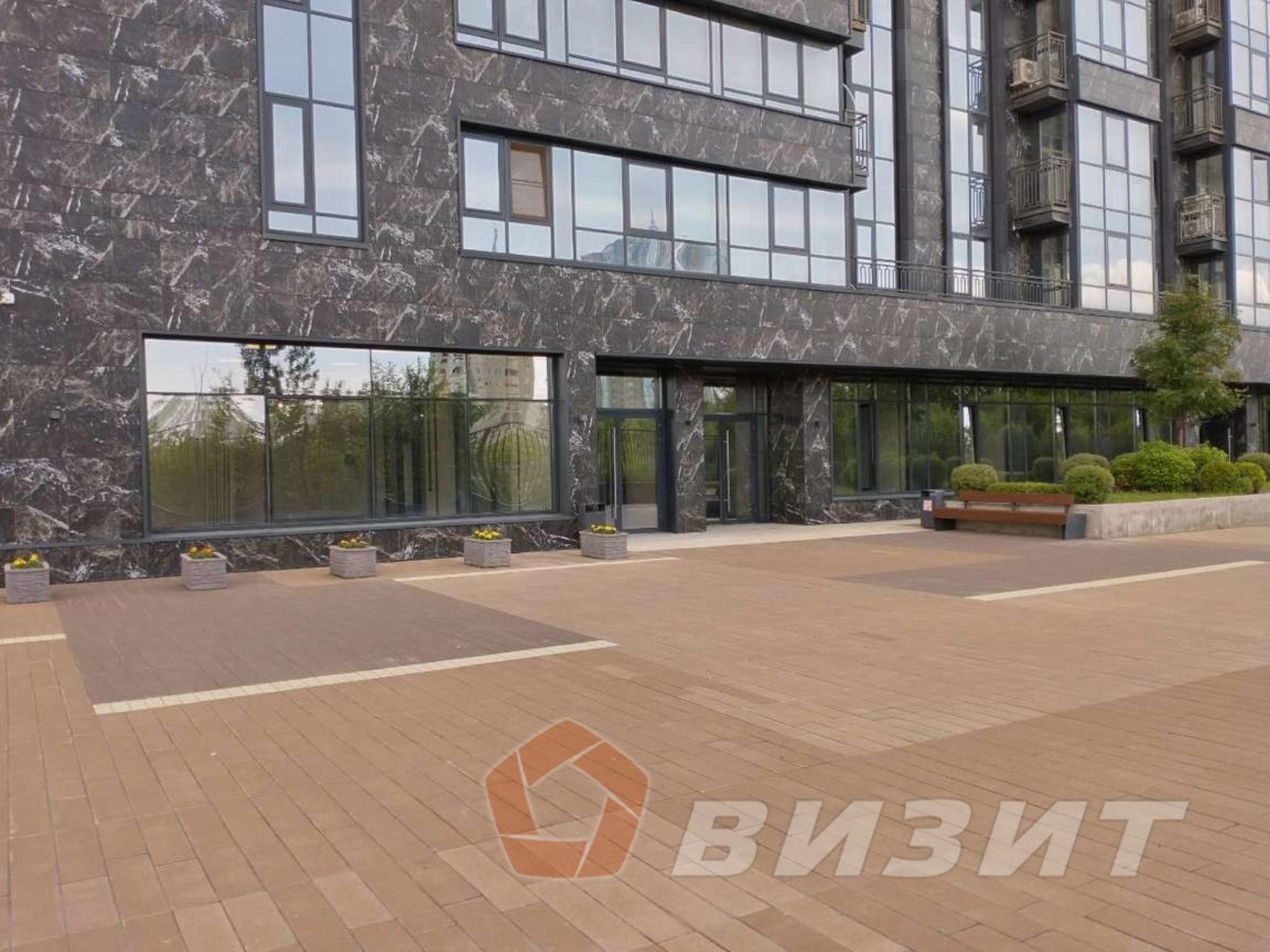 Купить торговое помещение за 110 000 000 рублей на Мусоргского улица, 1а