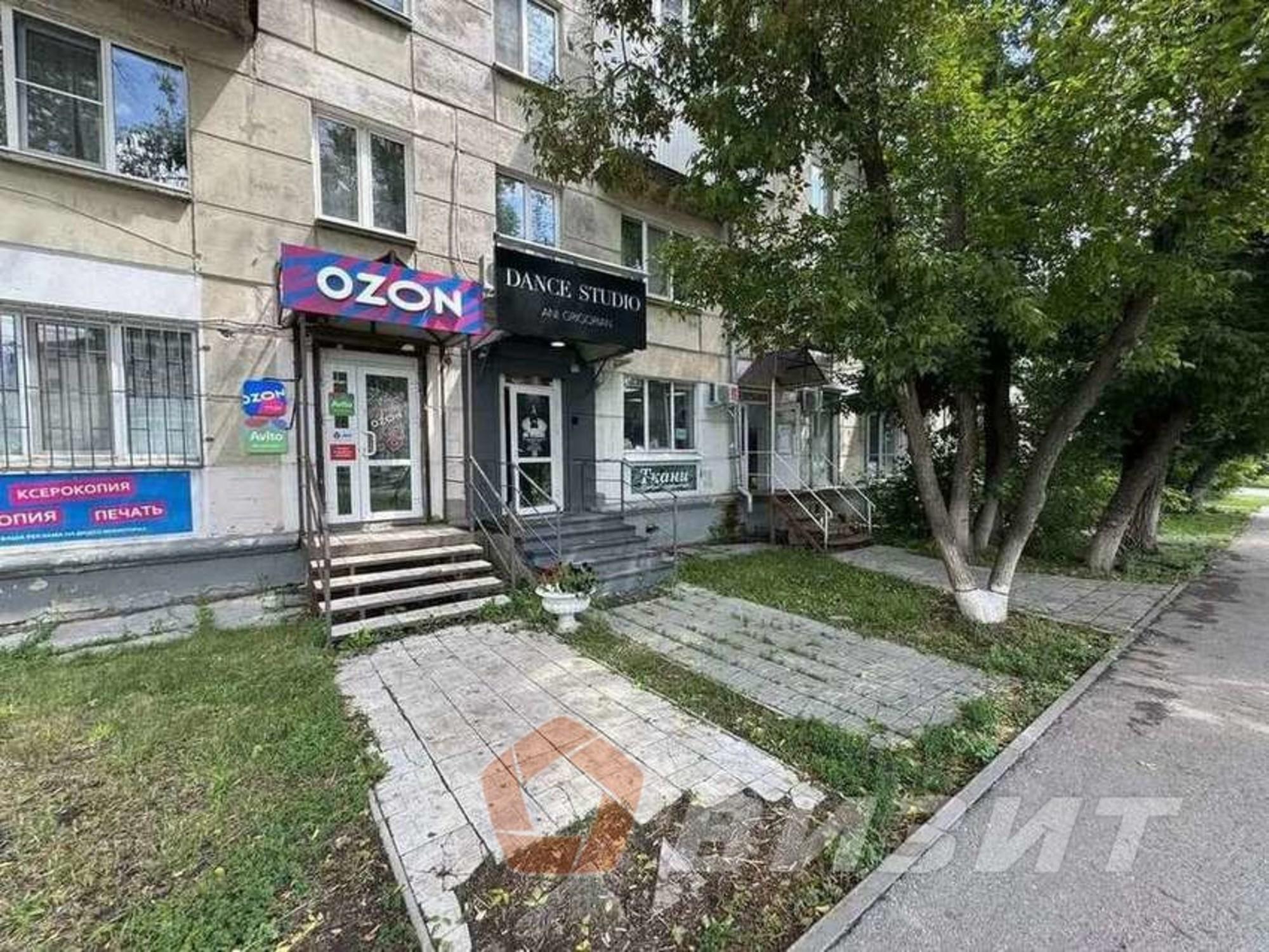 Сдать торговое помещение за 37 000 рублей на 22 Партсъезда улица, 21