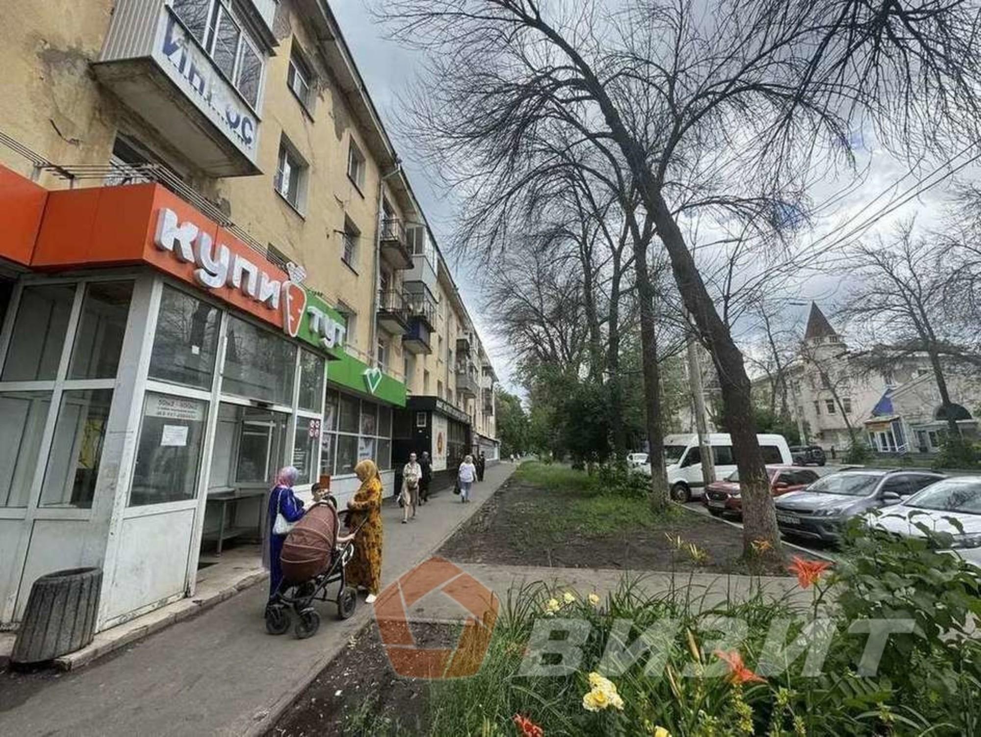 Сдать торговое помещение за 90 000 рублей на Елизарова улица, 58