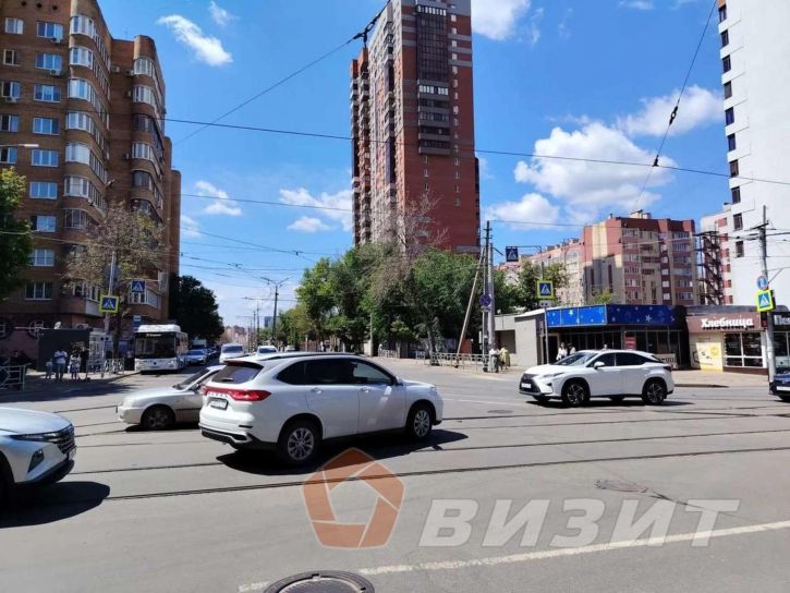 Торговое помещение Полевая улица, 88
