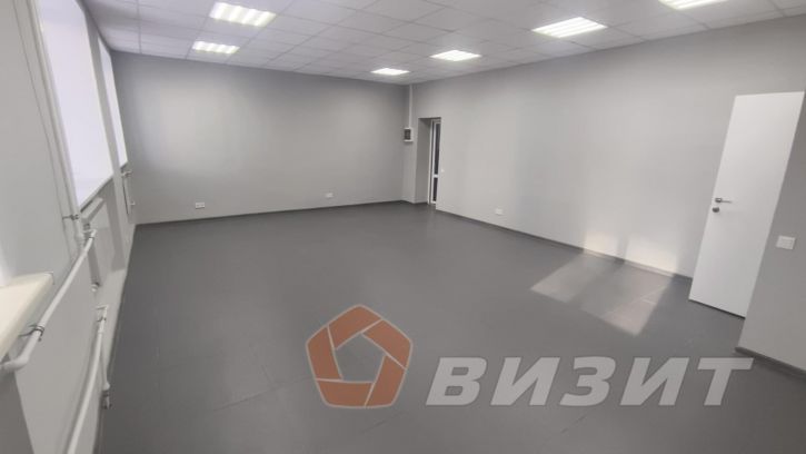 Торговое помещение Советской Армии улица, 223
