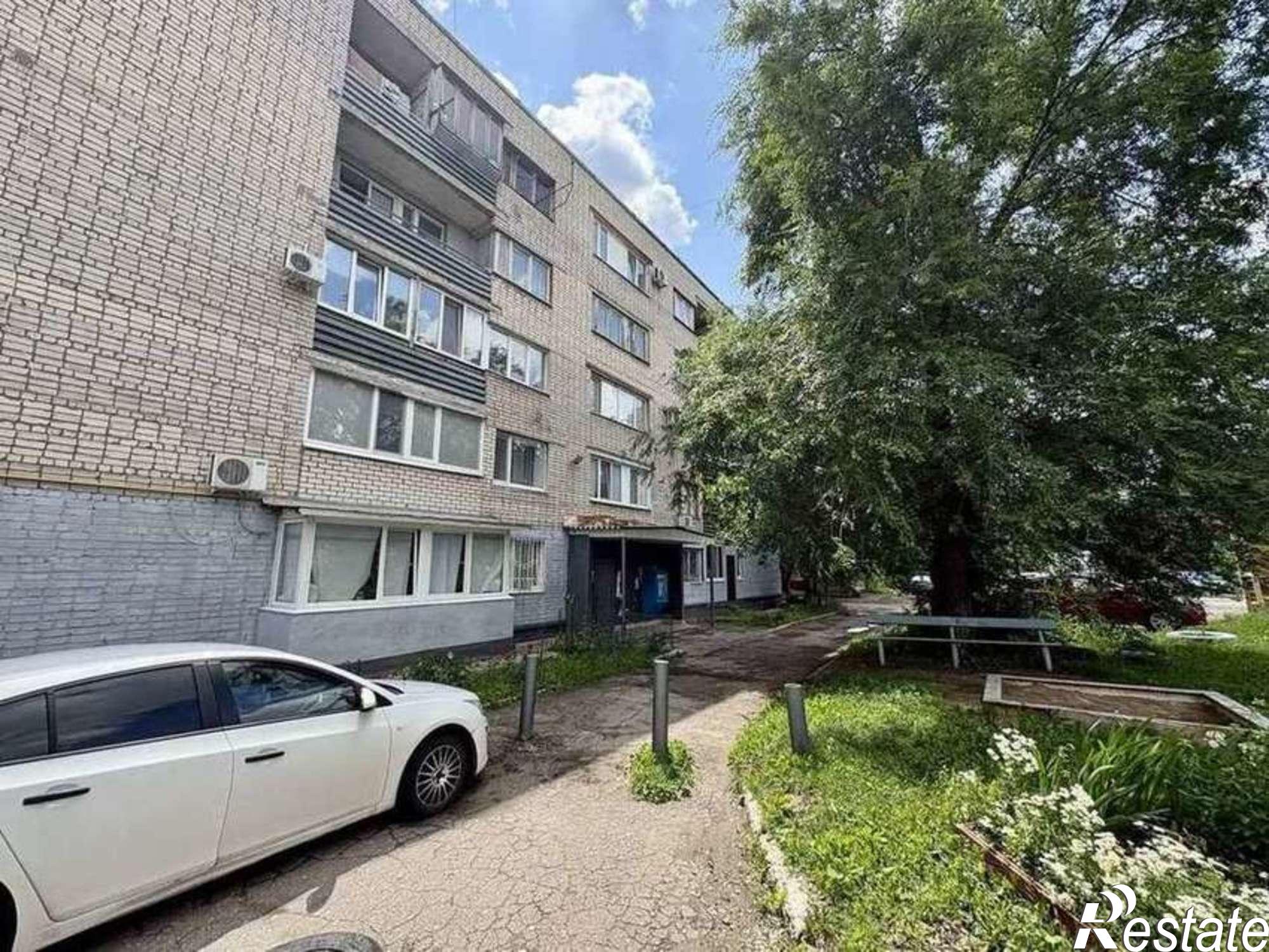 Купить квартиру за 3 300 000 рублей на Авроры улица, 105А