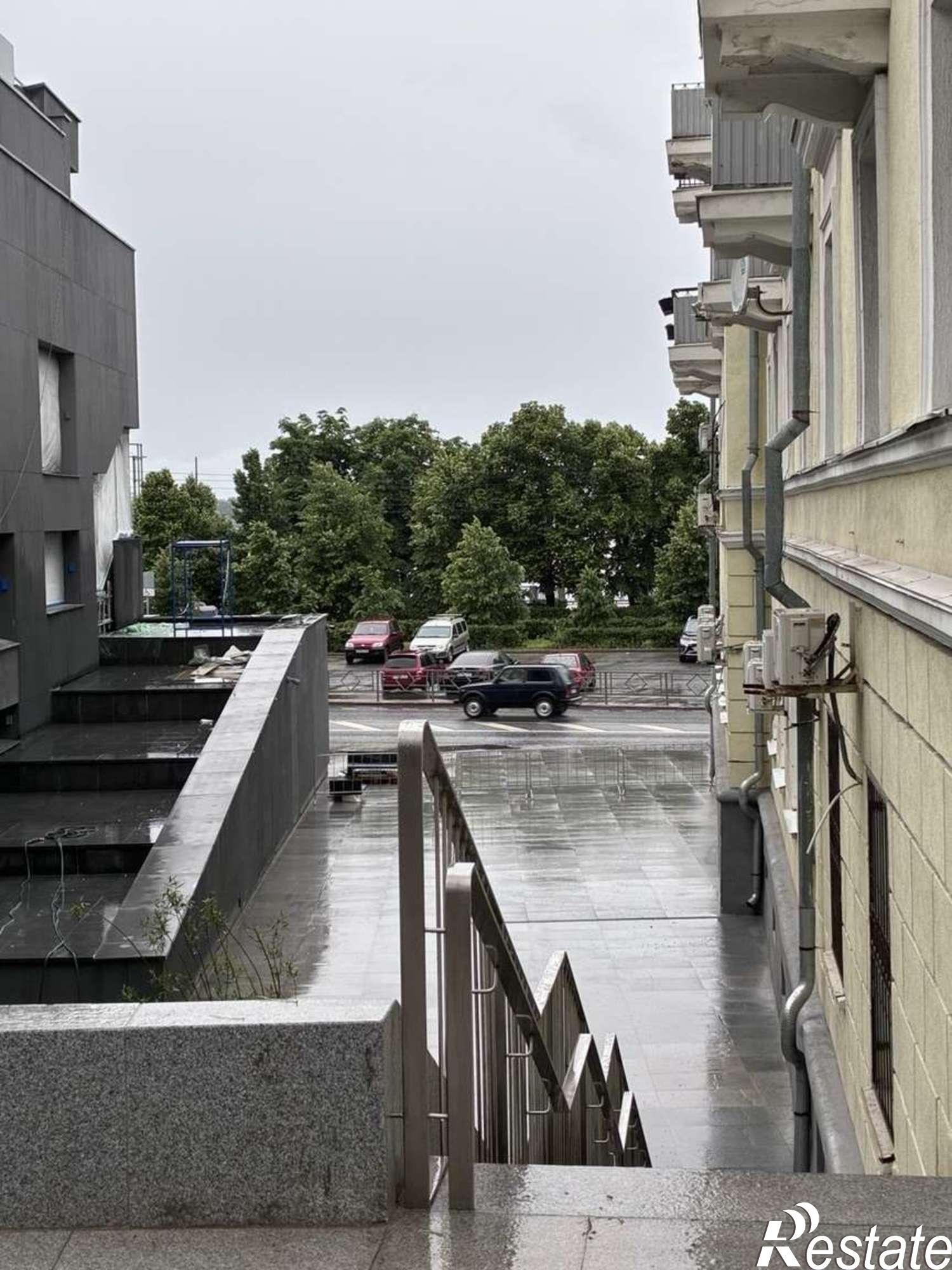 Купить комнату за 2 000 000 рублей на Алексея Толстого улица, 128