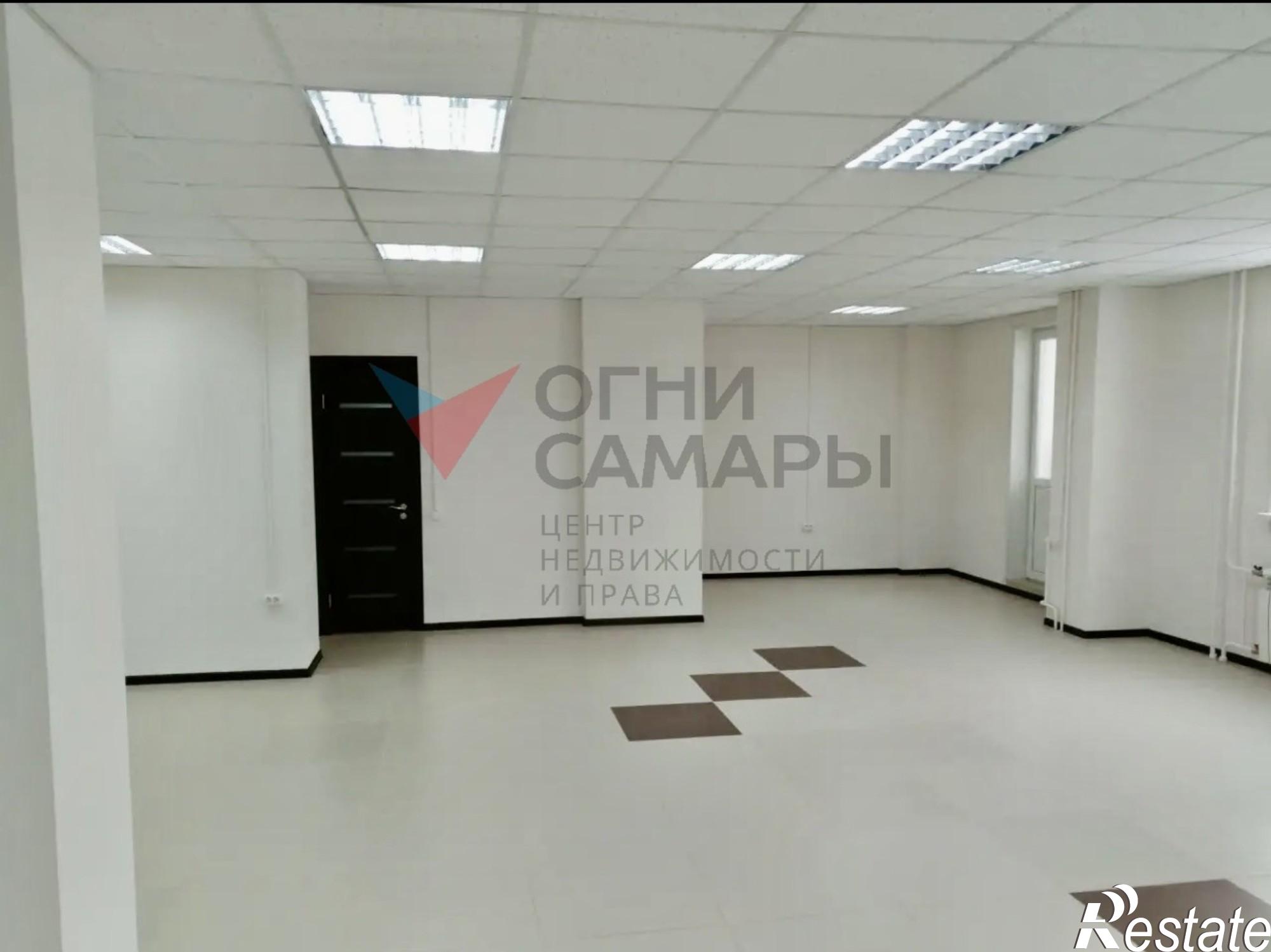 Сдать торговое помещение за 60 000 рублей на Печёрская улица, 29