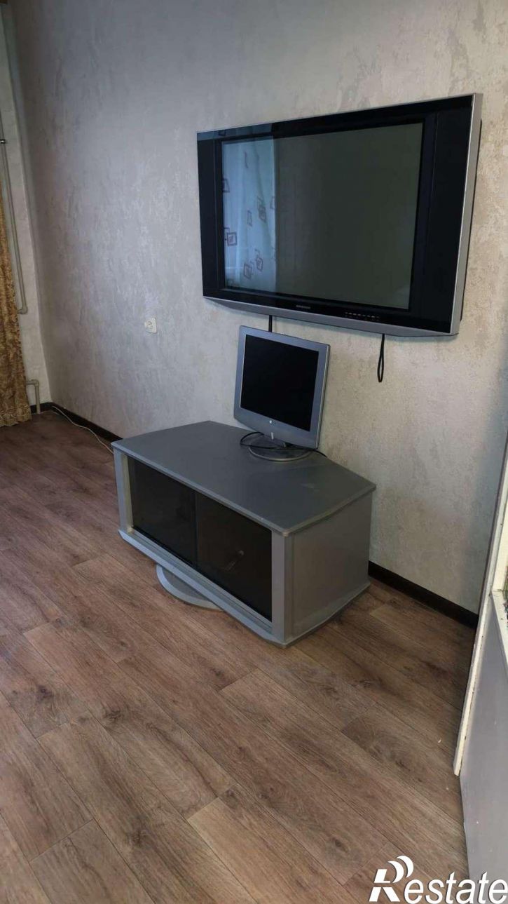 2-комн квартира Белорусская улица, 93