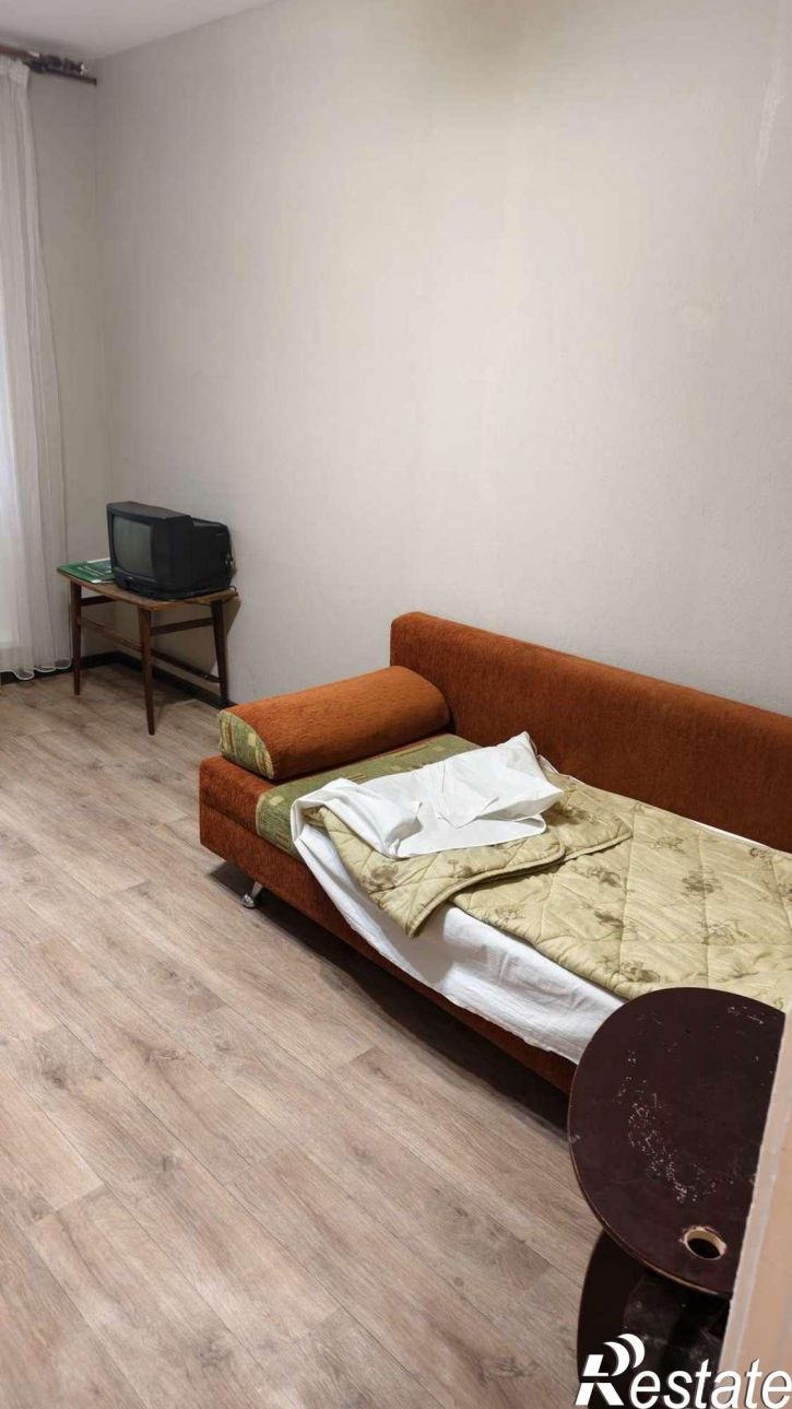 2-комн квартира Белорусская улица, 93