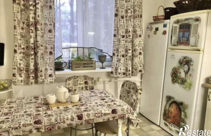 3-комн квартира Бакинская улица, 32