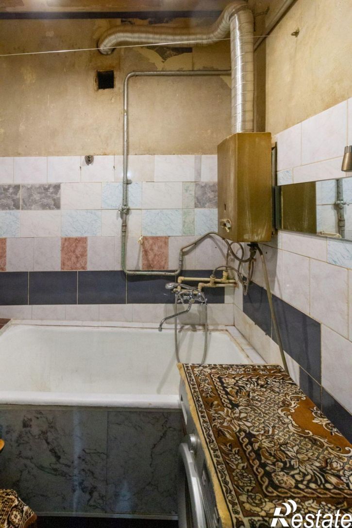 3-комн квартира Кирова проспект, 143